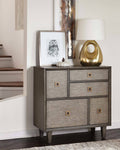 Accent Cabinet I698653