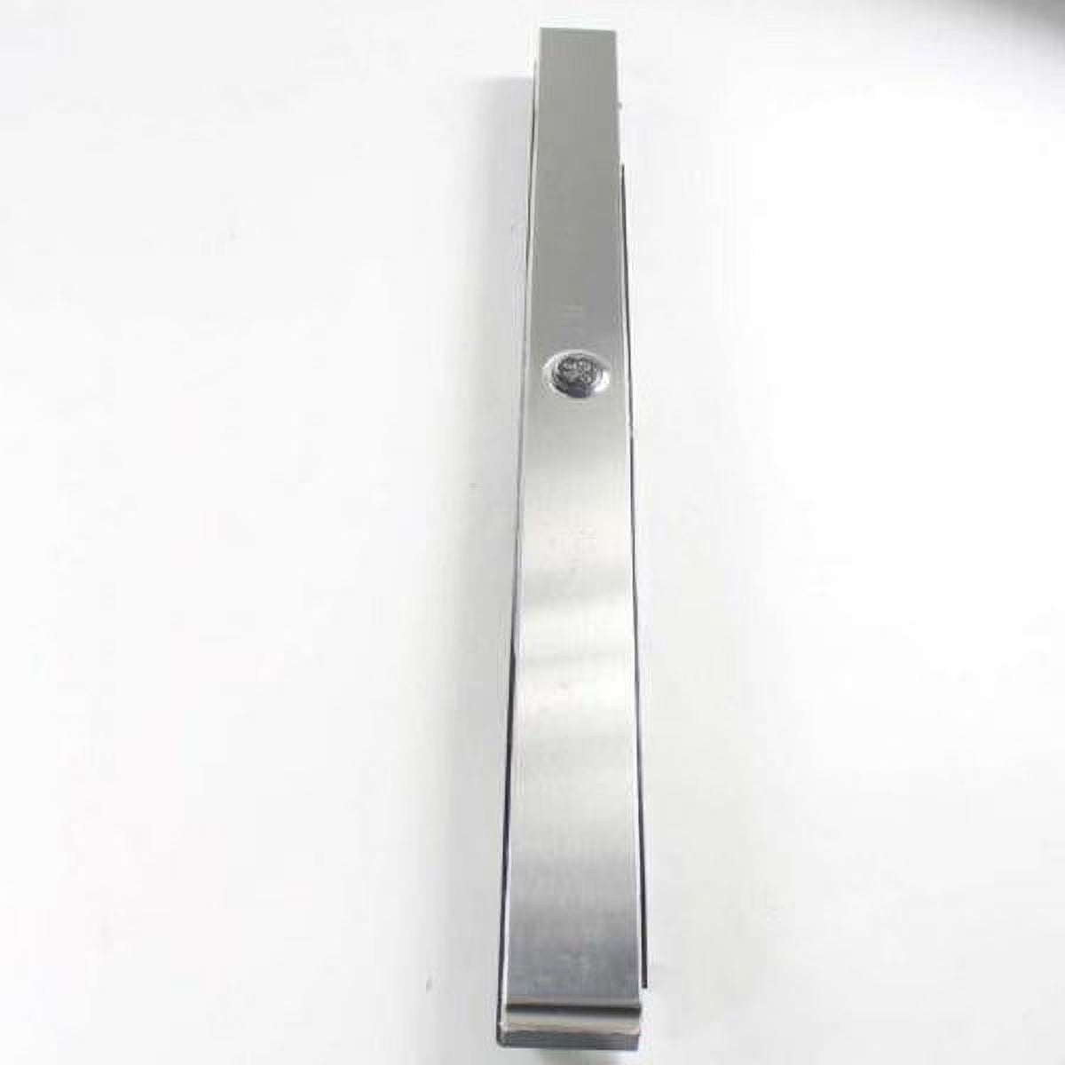 GRILLE ASM DG W/LOGO P887774