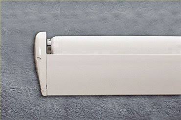 White Slideout Kover with Deflector 189in N521009