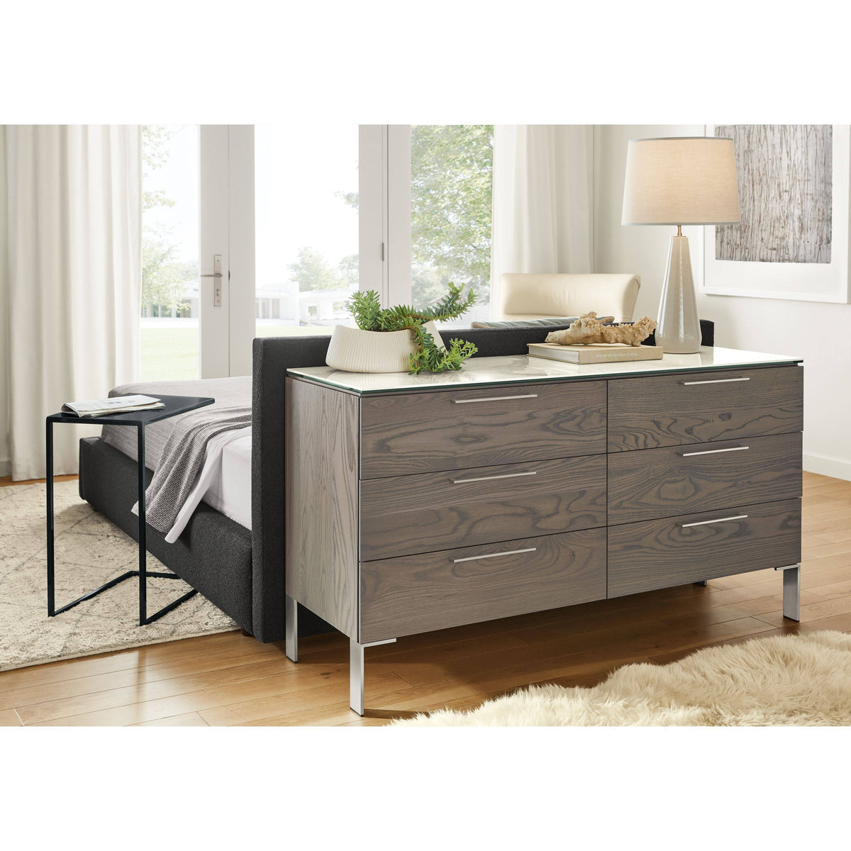 Slim C-Shaped Table T949