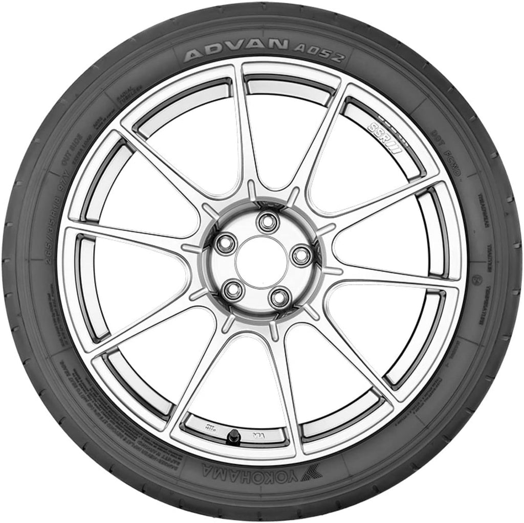 LT285/65R16 126S All-Season Tire H868981