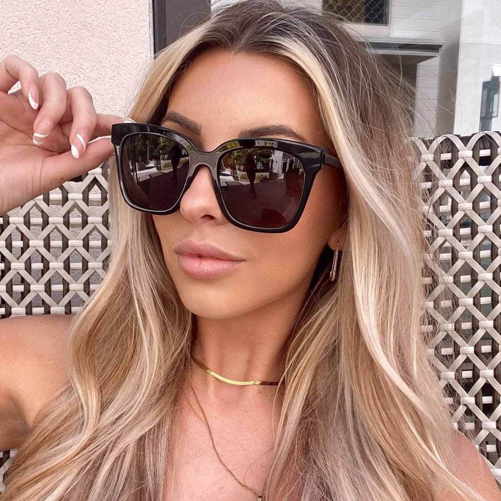 Oversized Polarized Sunglasses Black Grey V10613