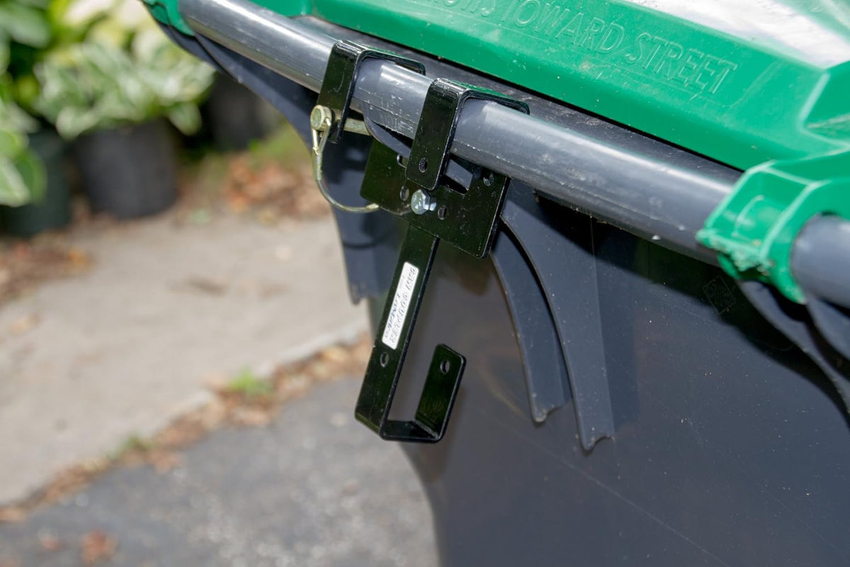 Can Couplers for Wheeled Trash Containers H10402
