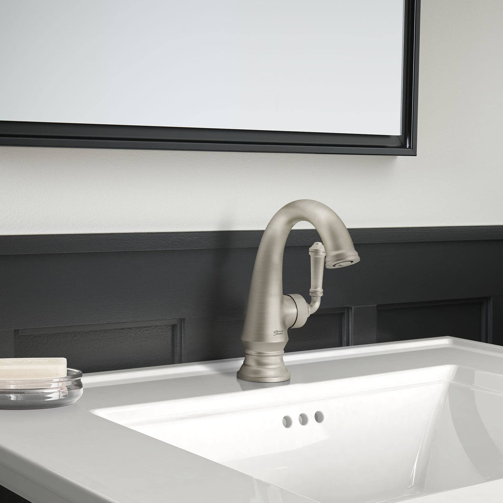 Single-Handle Bathroom Faucet with Pop-Up Drain H528335