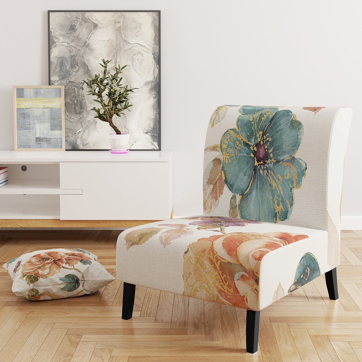 Upholstered Traditional Accent Chair R307409