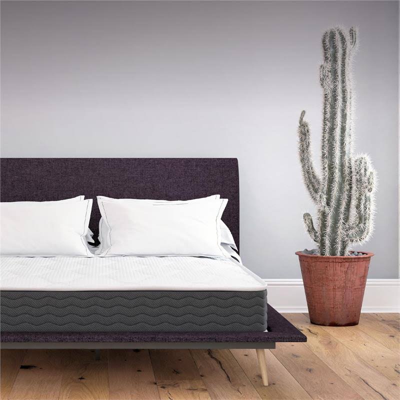 Full Encased Coil and Memory Foam Hybrid Mattress L691