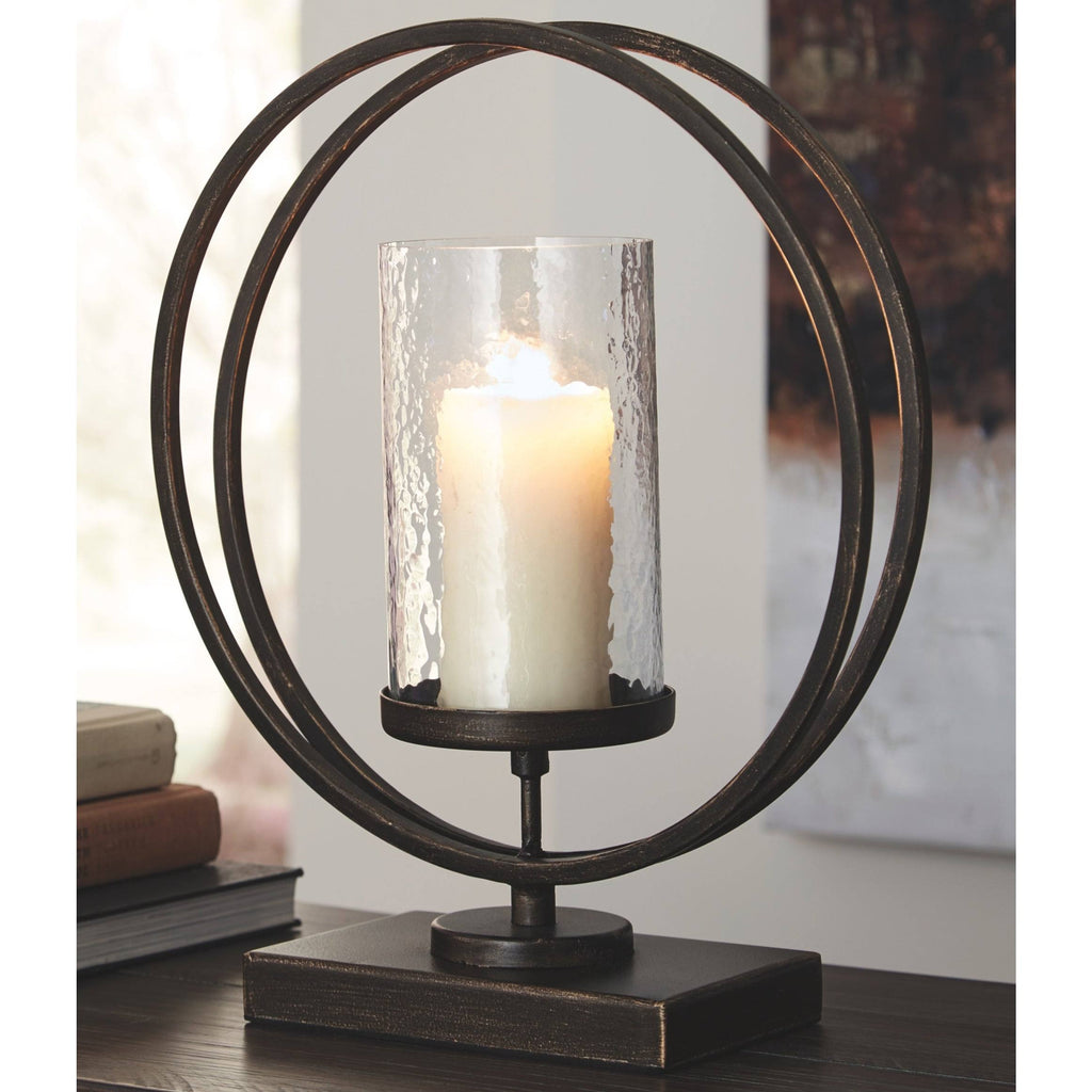 Gold Candle Holder M492
