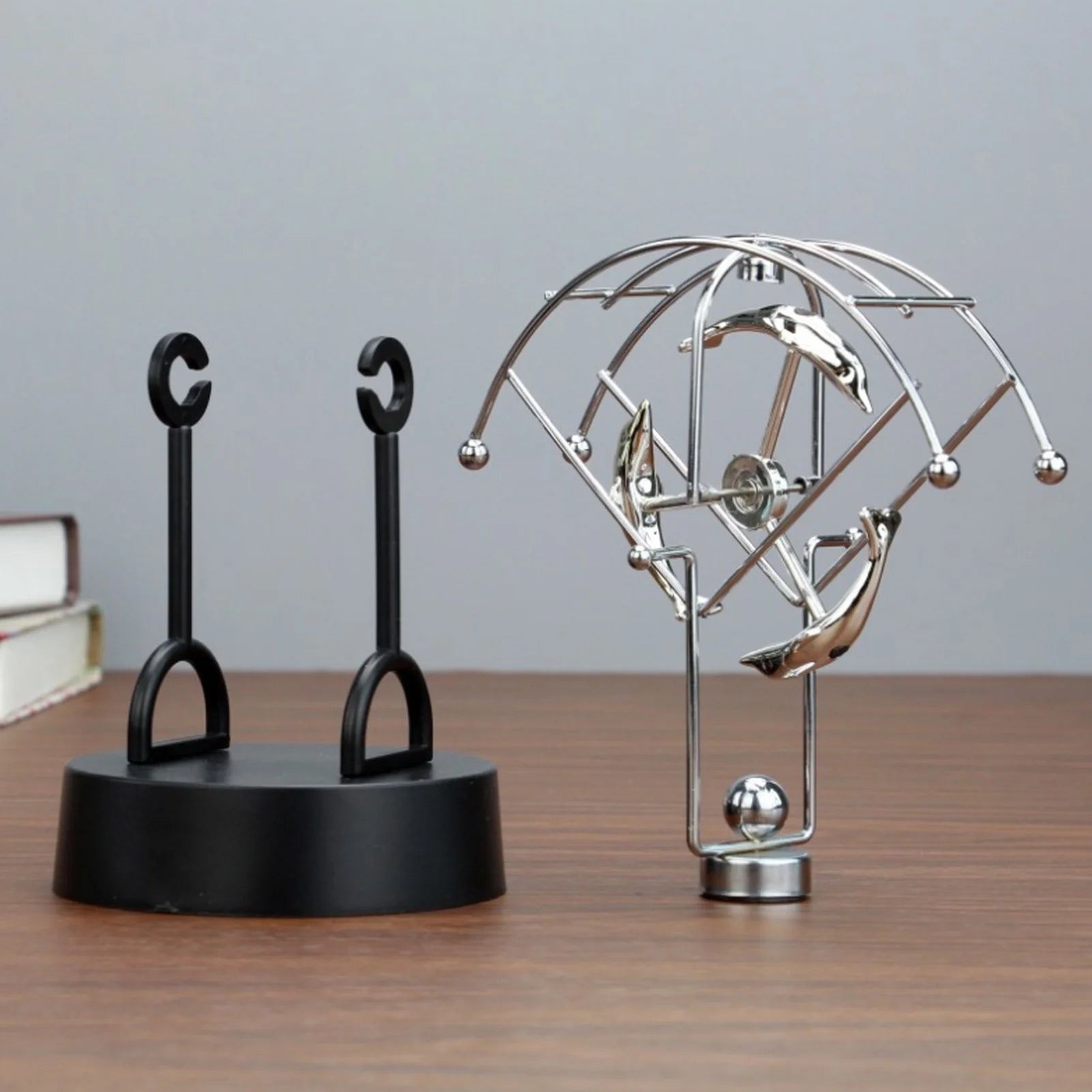Perpetual Motion Dolphin Desk Toy U643