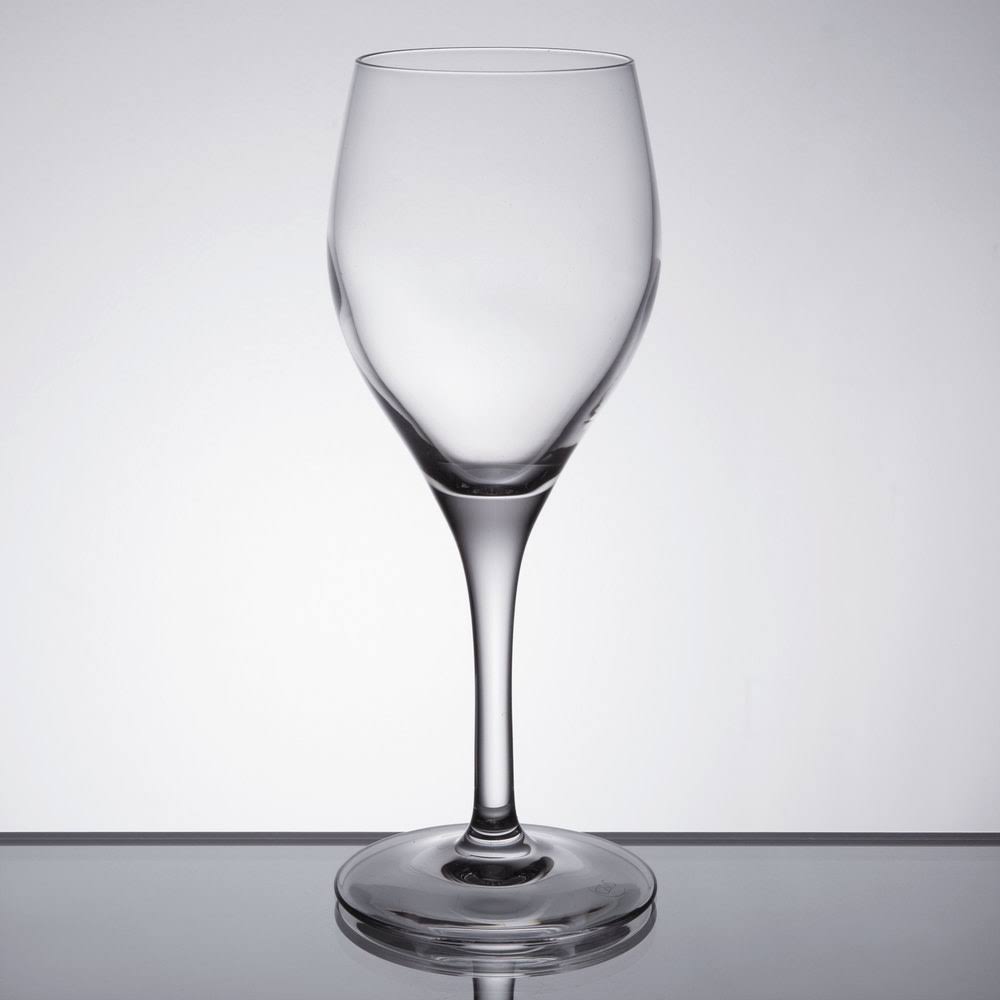 6.75 oz. Wine Glass - 24/Case N85869