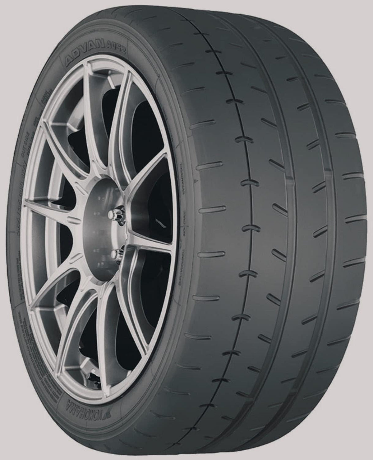 LT285/65R16 126S All-Season Tire H868981
