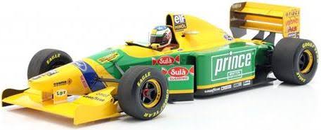 1:18 Scale Ford Monaco R35653