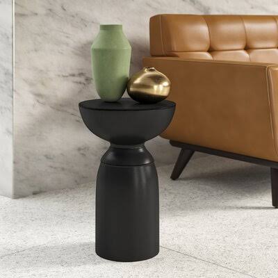 Black Mesa End Table W124