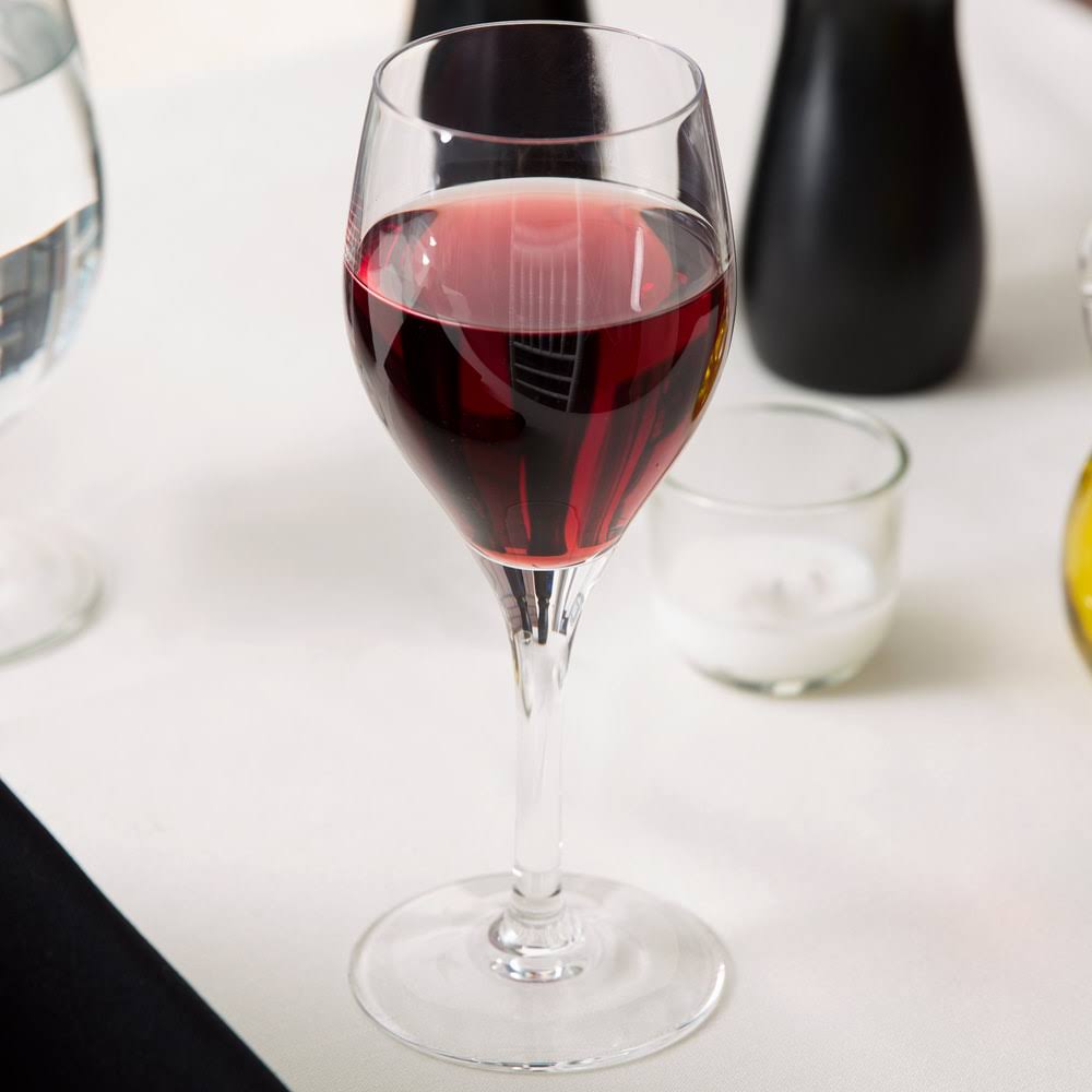 6.75 oz. Wine Glass - 24/Case N85869
