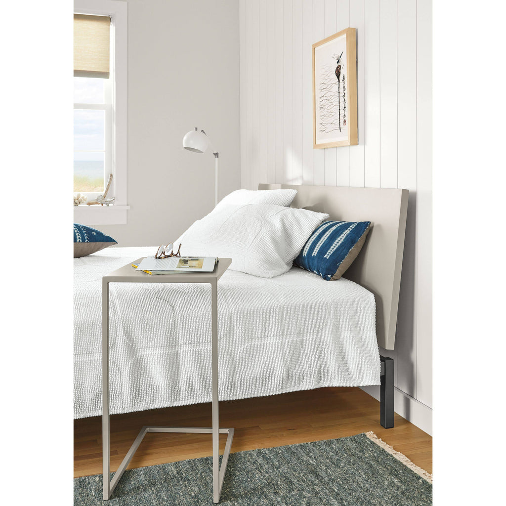 Slim C-Shaped Table T949
