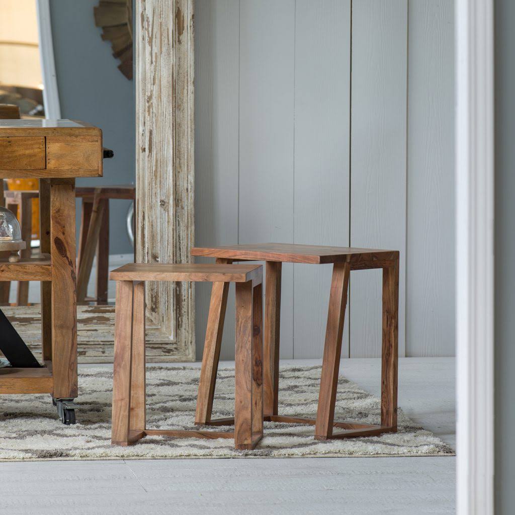Set of 2 Brown Rectangular Side Tables M8948