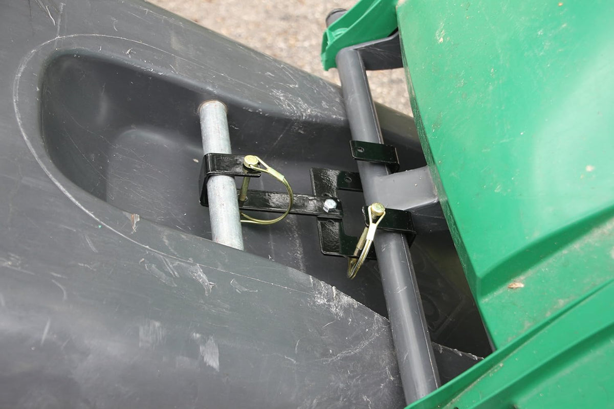 Can Couplers for Wheeled Trash Containers H10402